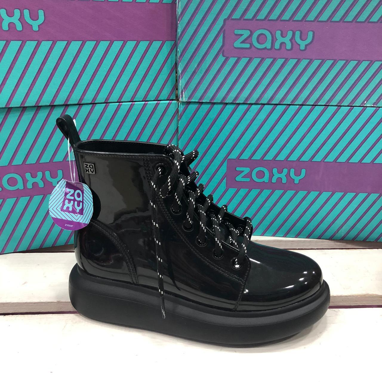 bota zaxy feminina
