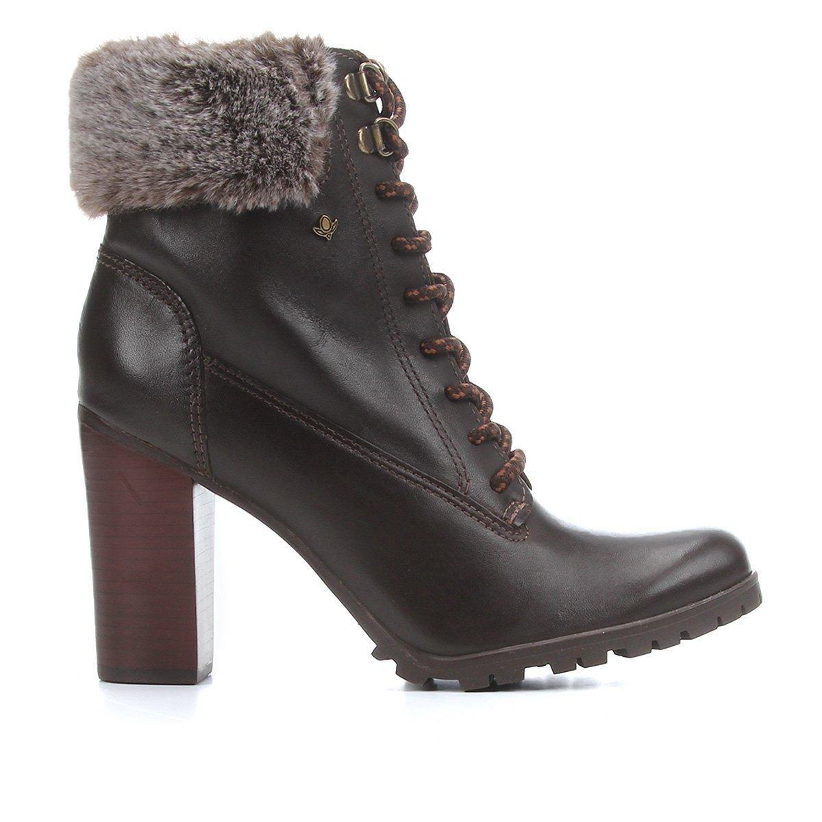 bota de pelinho cravo e canela