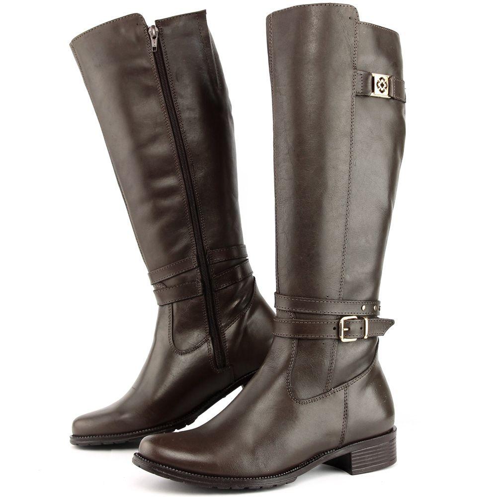 bota cano longo salto baixo