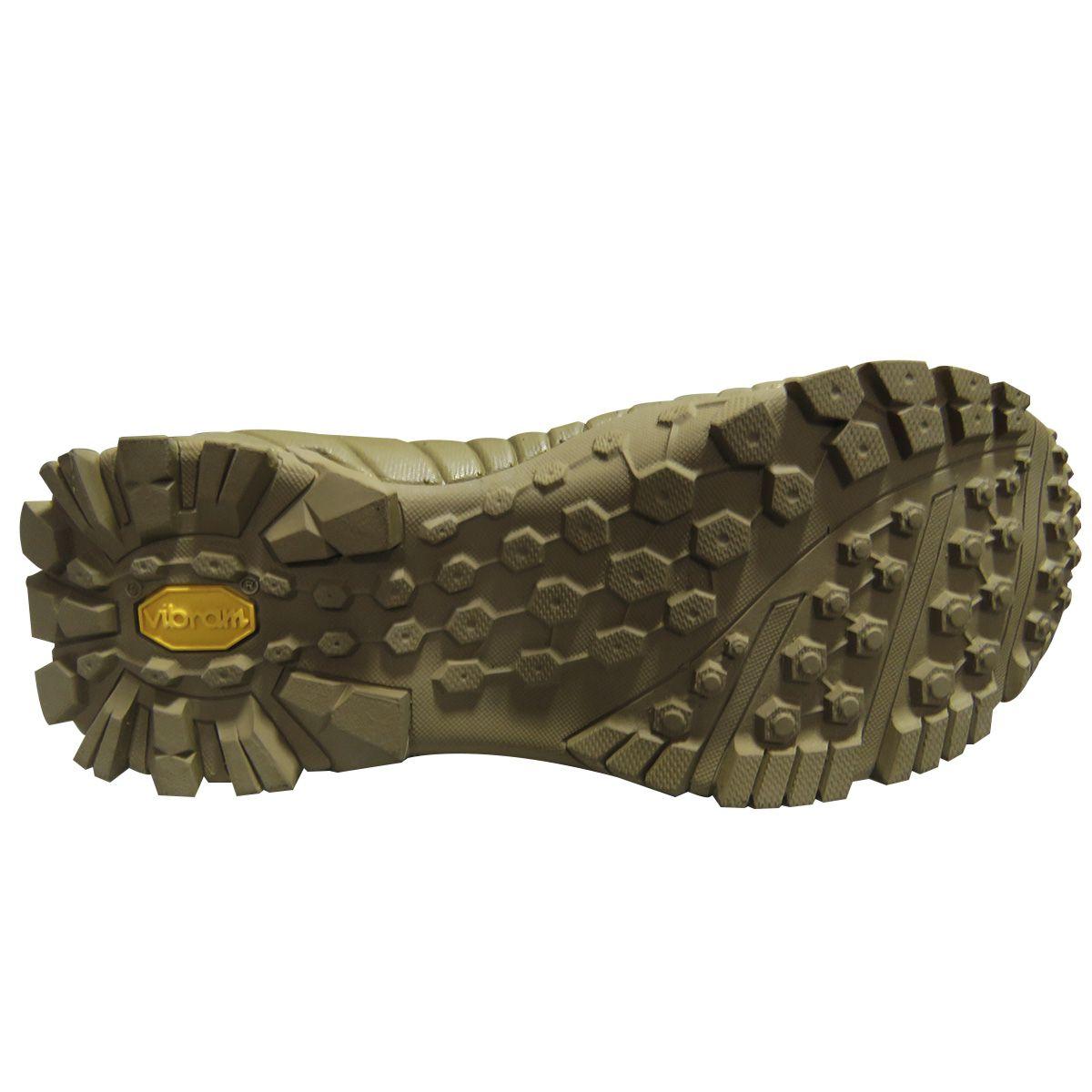 bota snake hawk