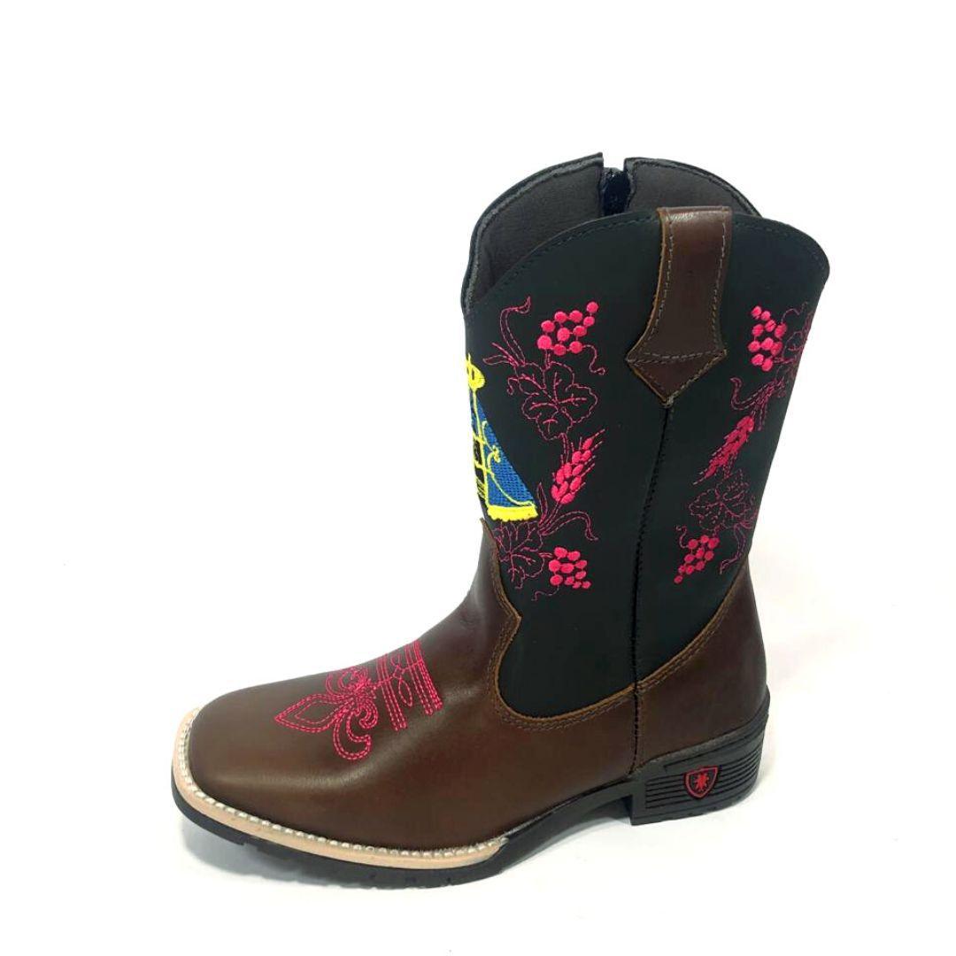 bota sertaneja feminina