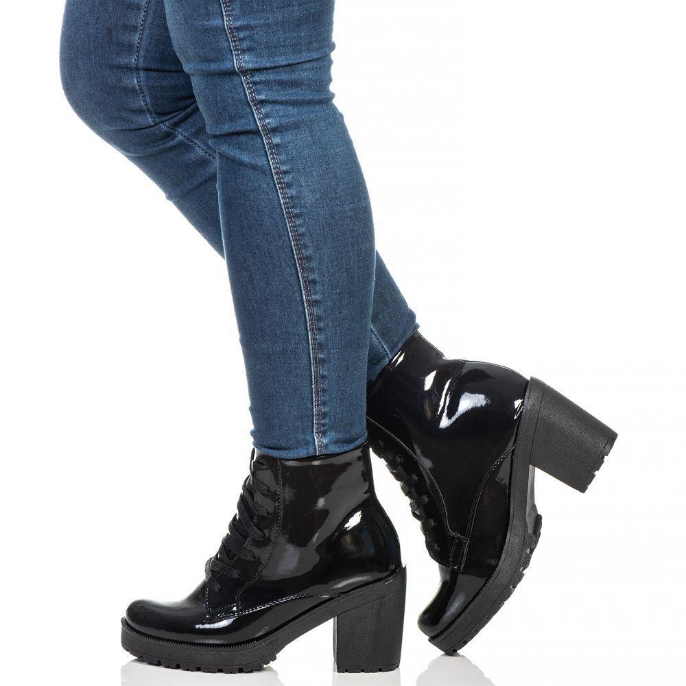 Bota Tratorada Yes Basic Cano Curto Salto Alto Verniz Feminina - Bota  Feminina - Magazine Luiza