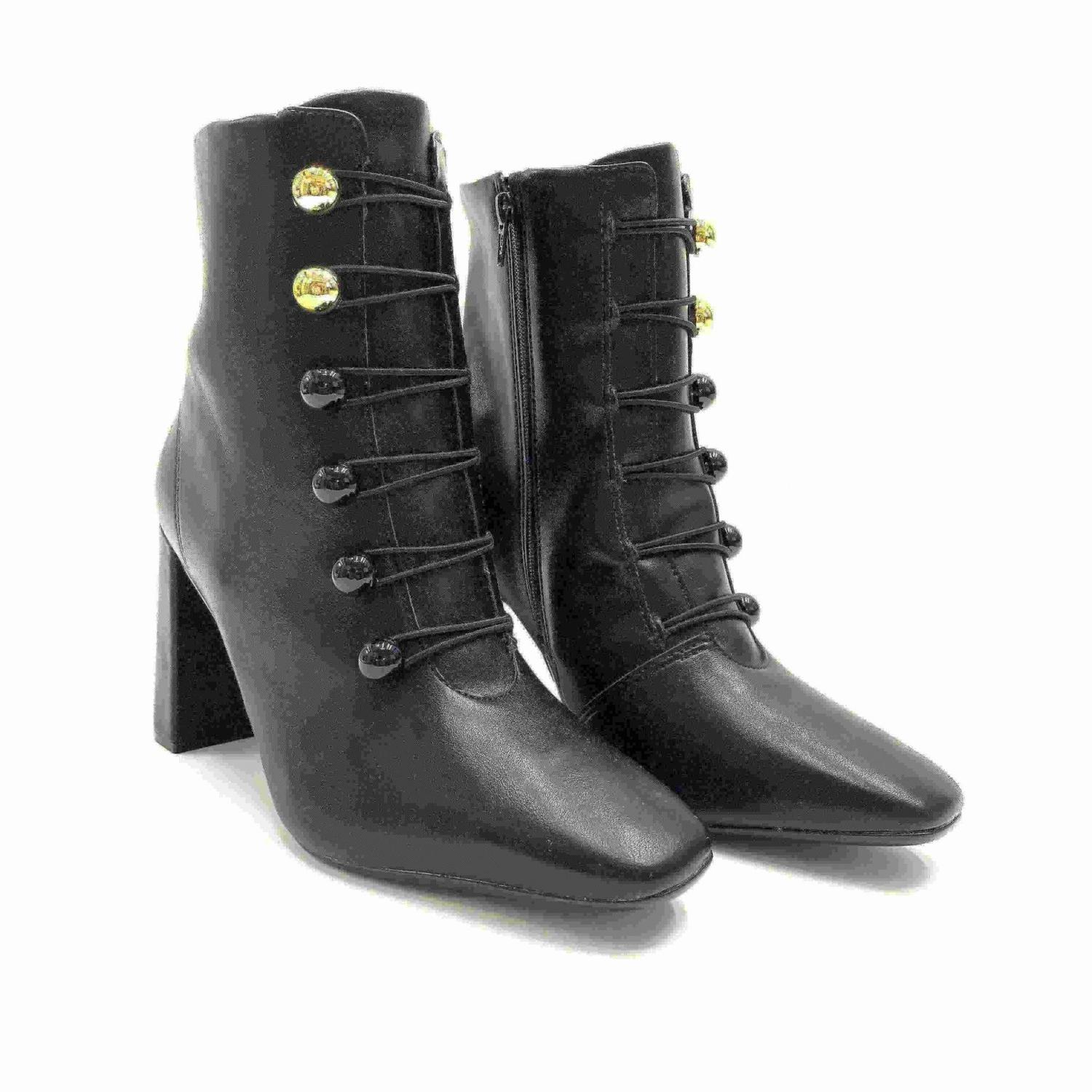 Bota vizzano napa cano médio salto 9.0 botões feminina - Bota Feminina -  Magazine Luiza