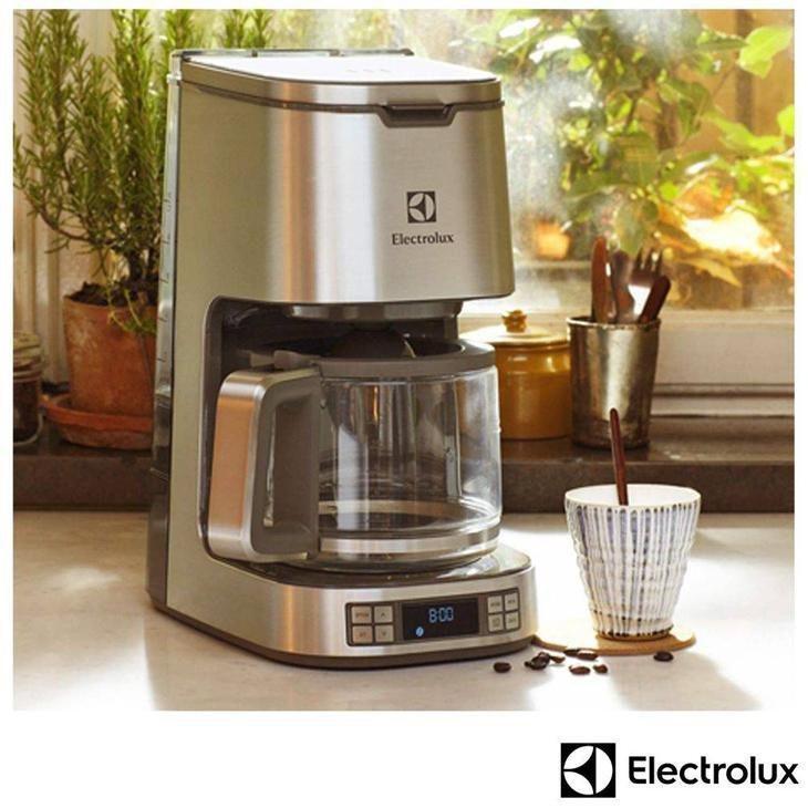 Cafeteira Electrolux Expressionist Display LCD Programável, 30 cafés