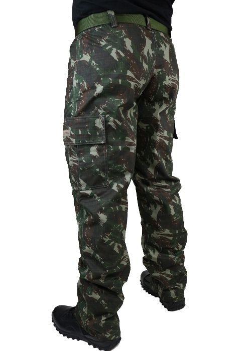 foto de calça camuflada