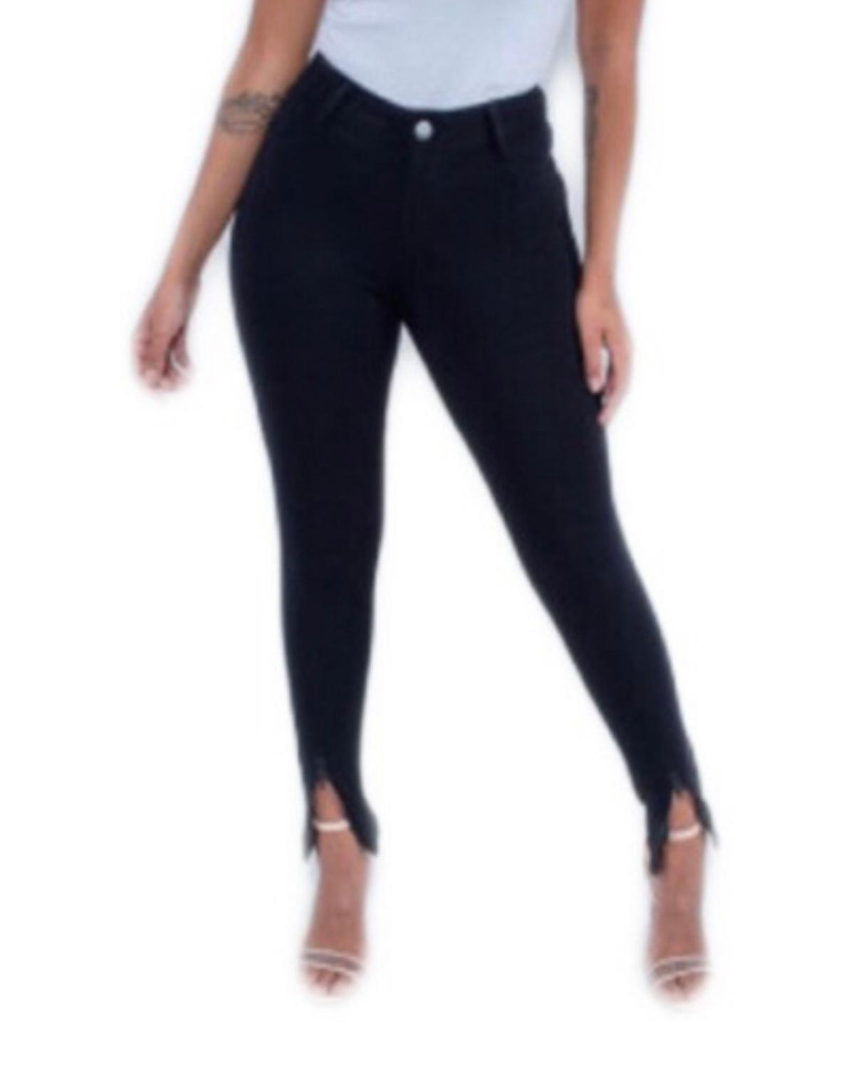 Calça Feminina Montaria Revanche Preta Com Zíper Nas Barras - Calça  Feminina - Magazine Luiza