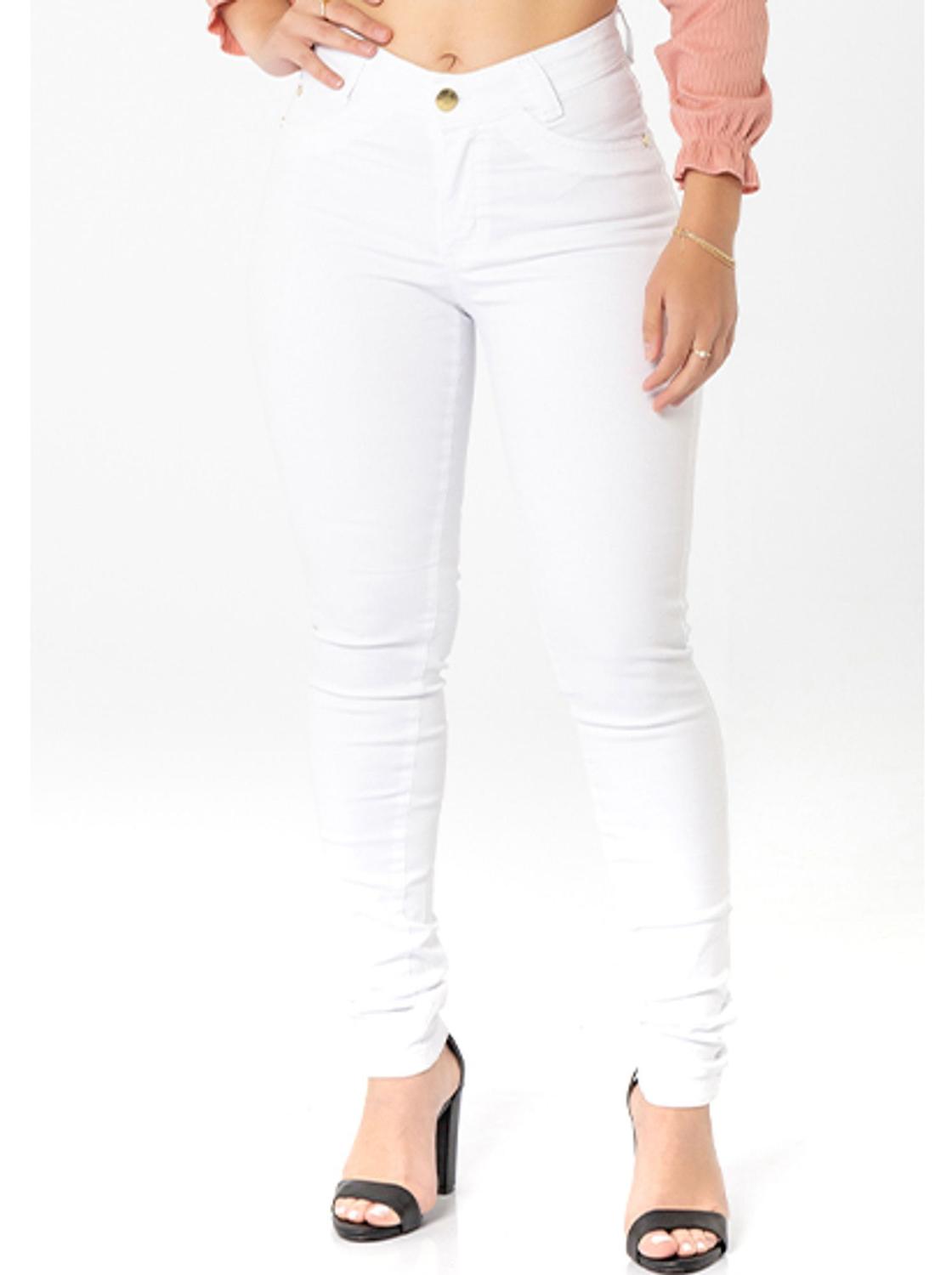 branco e jeans