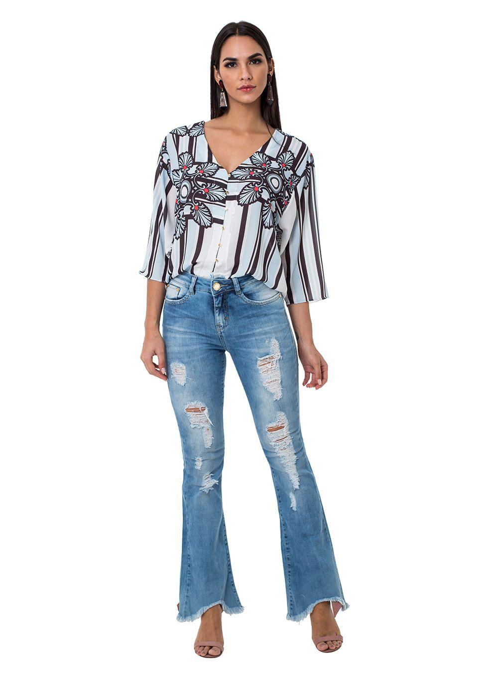 Calça Jeans Flare Com Puídos E Barra Desfiada - Moikana - Outros Moda e  Acessórios - Magazine Luiza