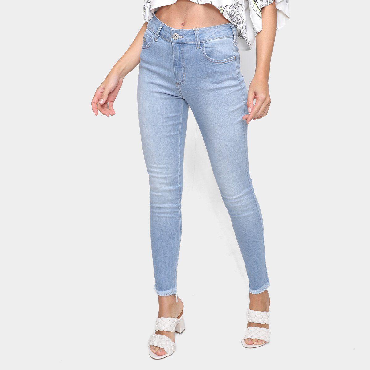 Jeans Feminina Camisa Branca Feminina Marisa Jeans Slim CalÃ§a