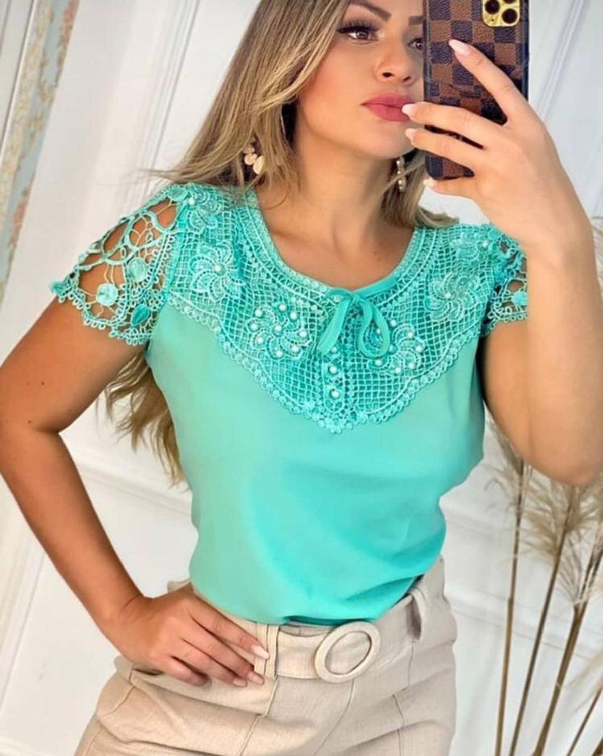 blusa crepe bordada