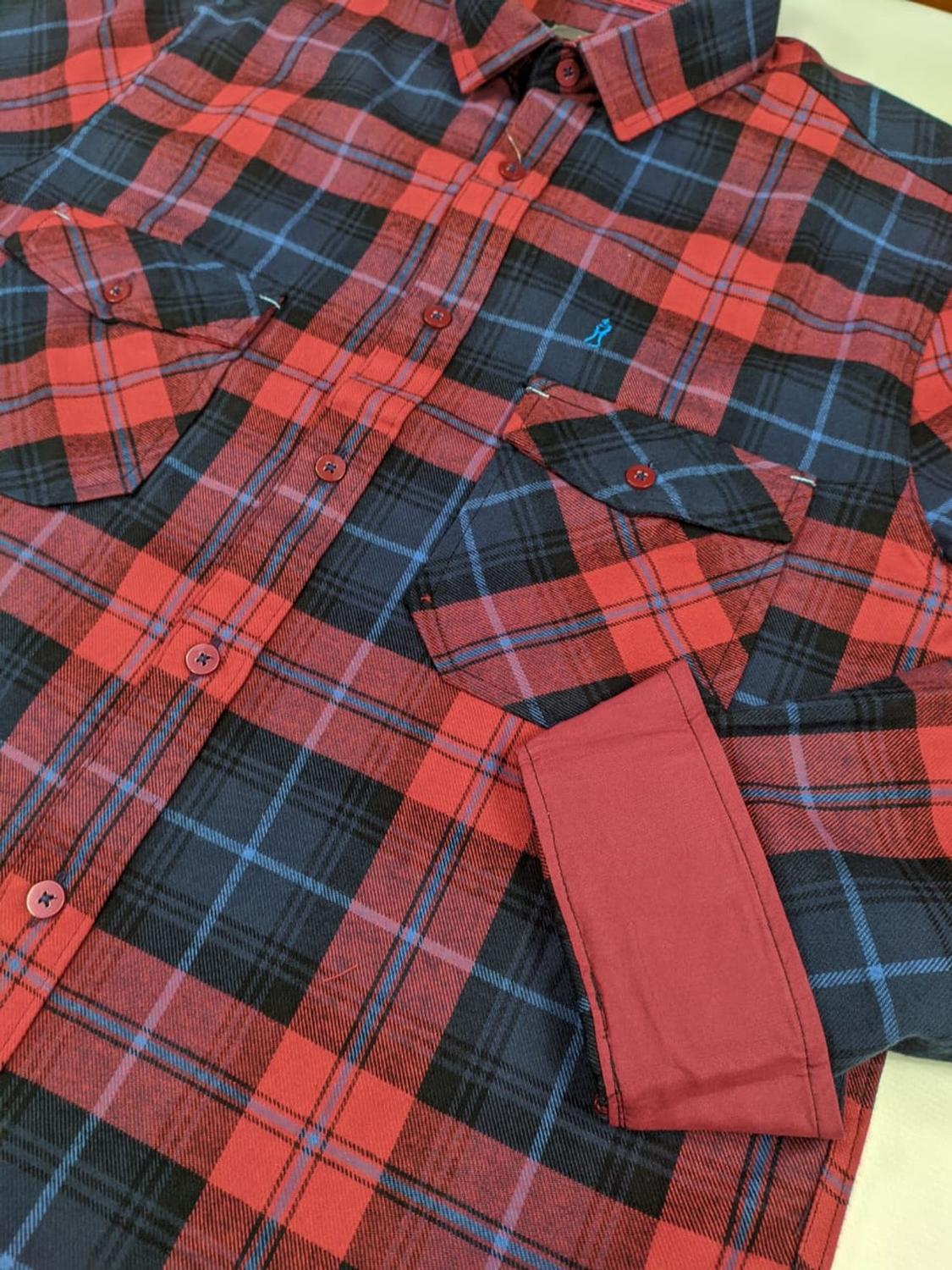 half moletom com capuz half flannel