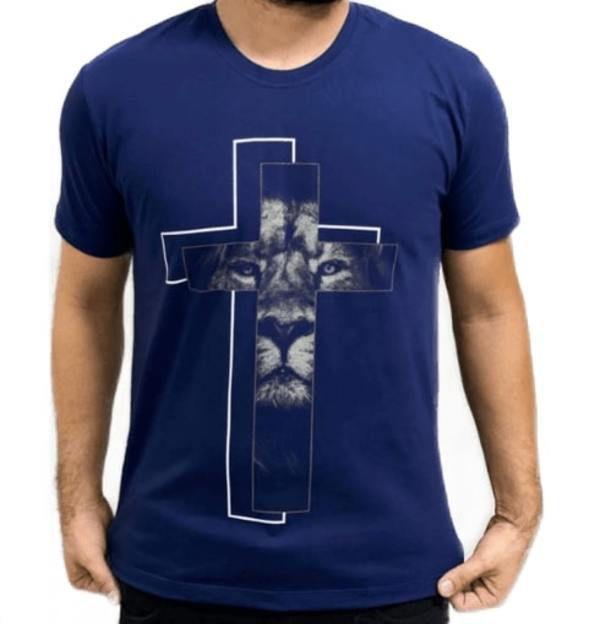 camiseta com estampa de cruz