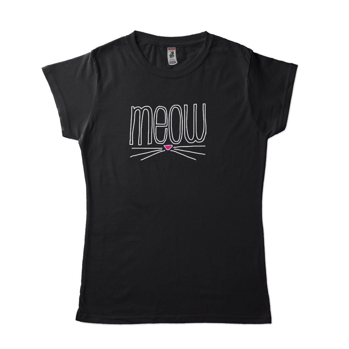 camiseta feminina estilosa