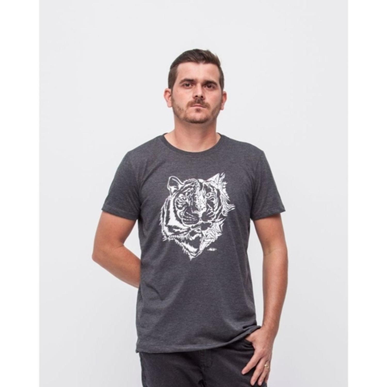 camiseta estampa de tigre