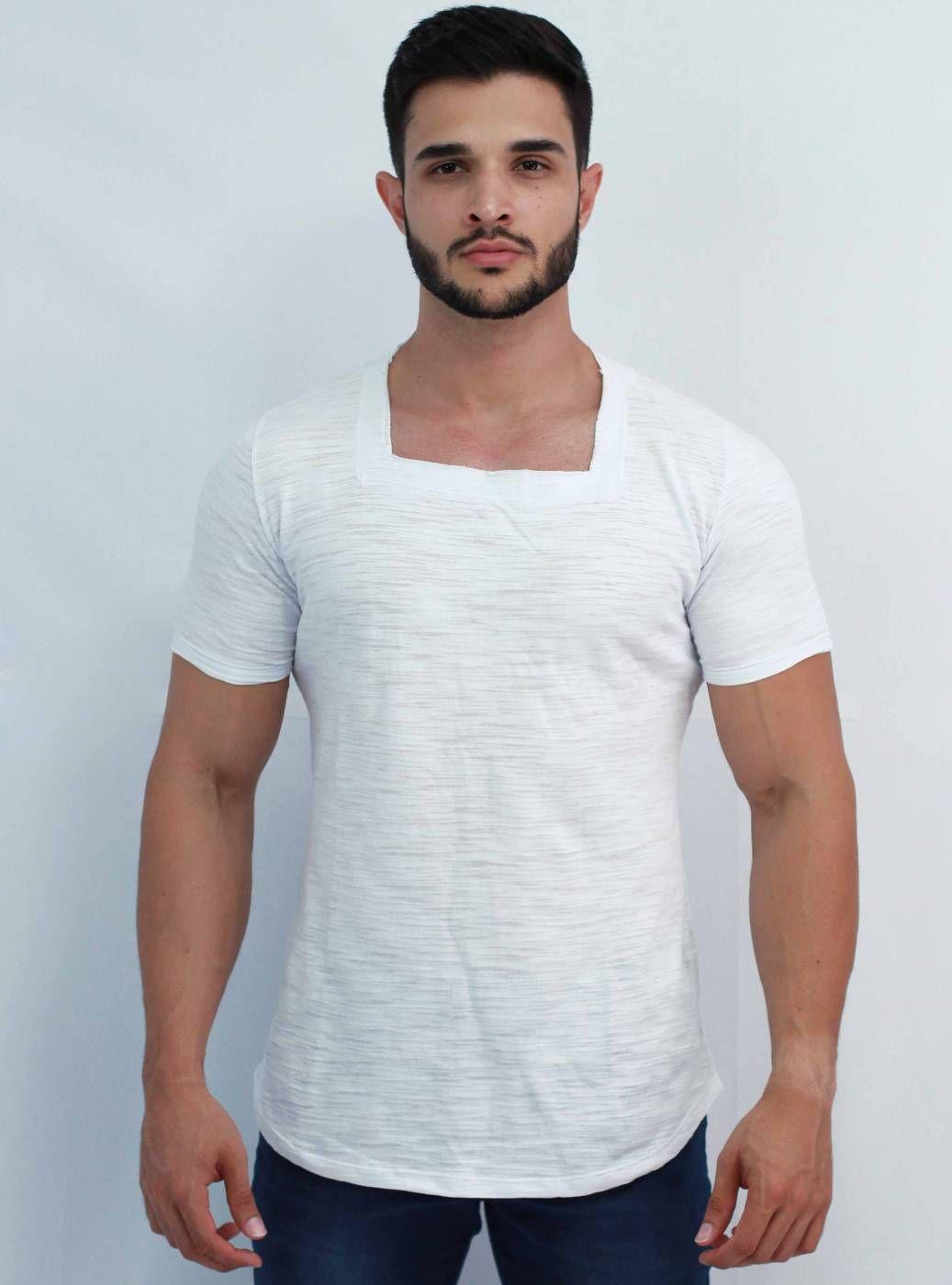 camisa com estampa quadrada