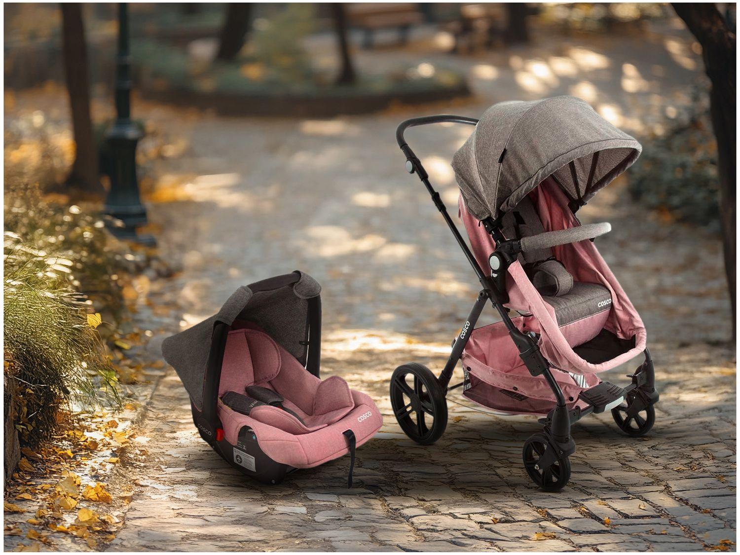 Carrinho de Bebê com Bebê Conforto Cosco Kids