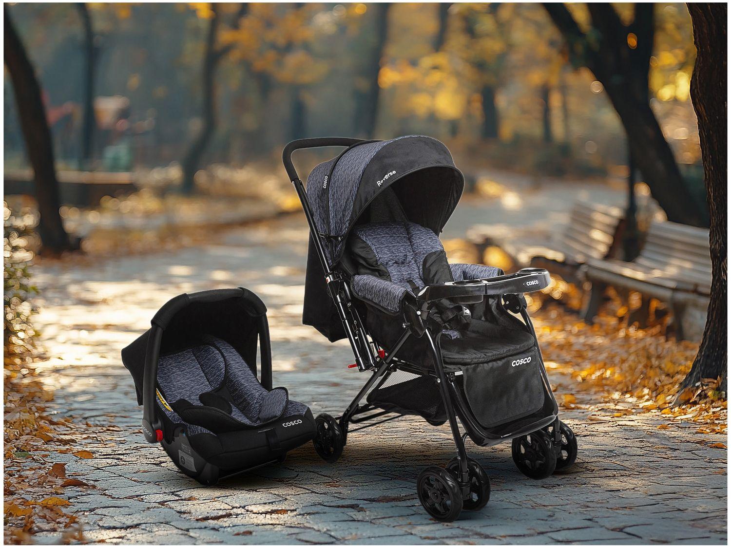 Carrinho de Bebê com Bebê Conforto Cosco Kids