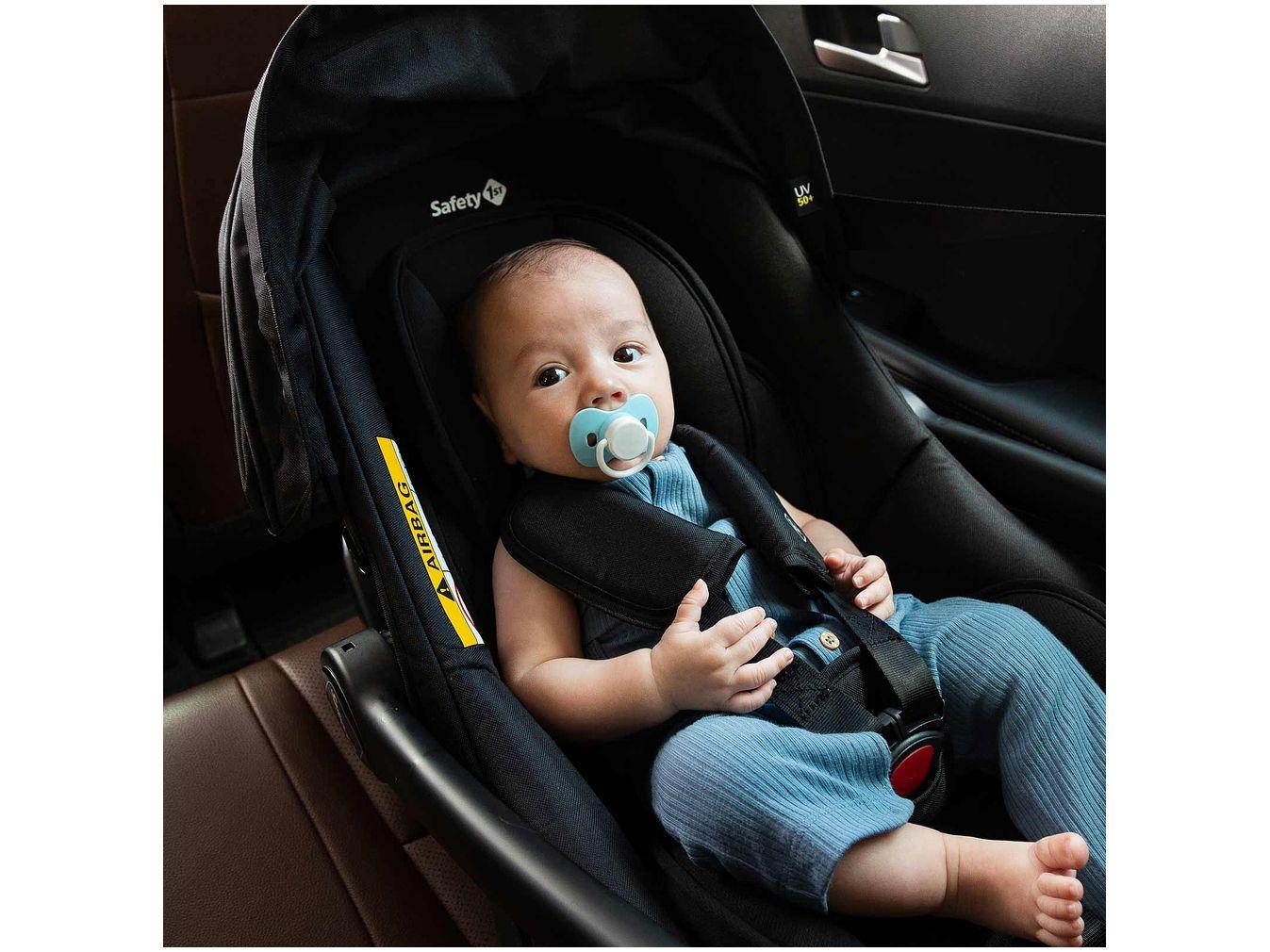 Carrinho de Bebê com Bebê Conforto Safety 1st