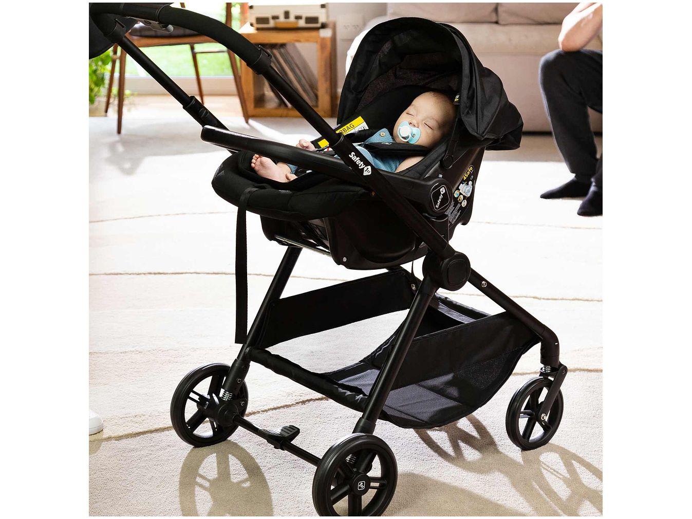 Carrinho de Bebê com Bebê Conforto Safety 1st