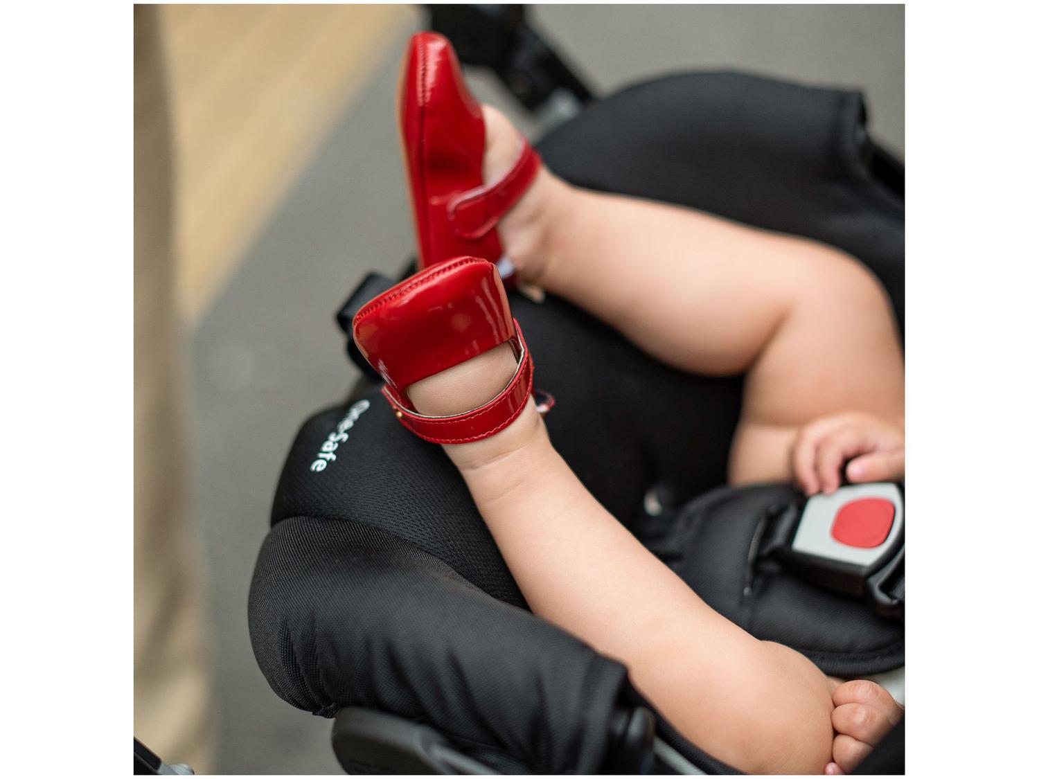 Carrinho de Bebê com Bebê Conforto Safety 1st