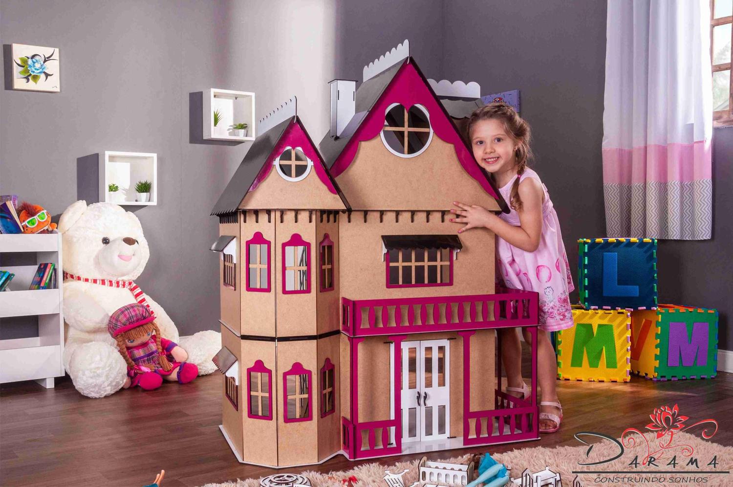 Casa bonecas escala Barbie com garagem Milla Sonhos DARAMA