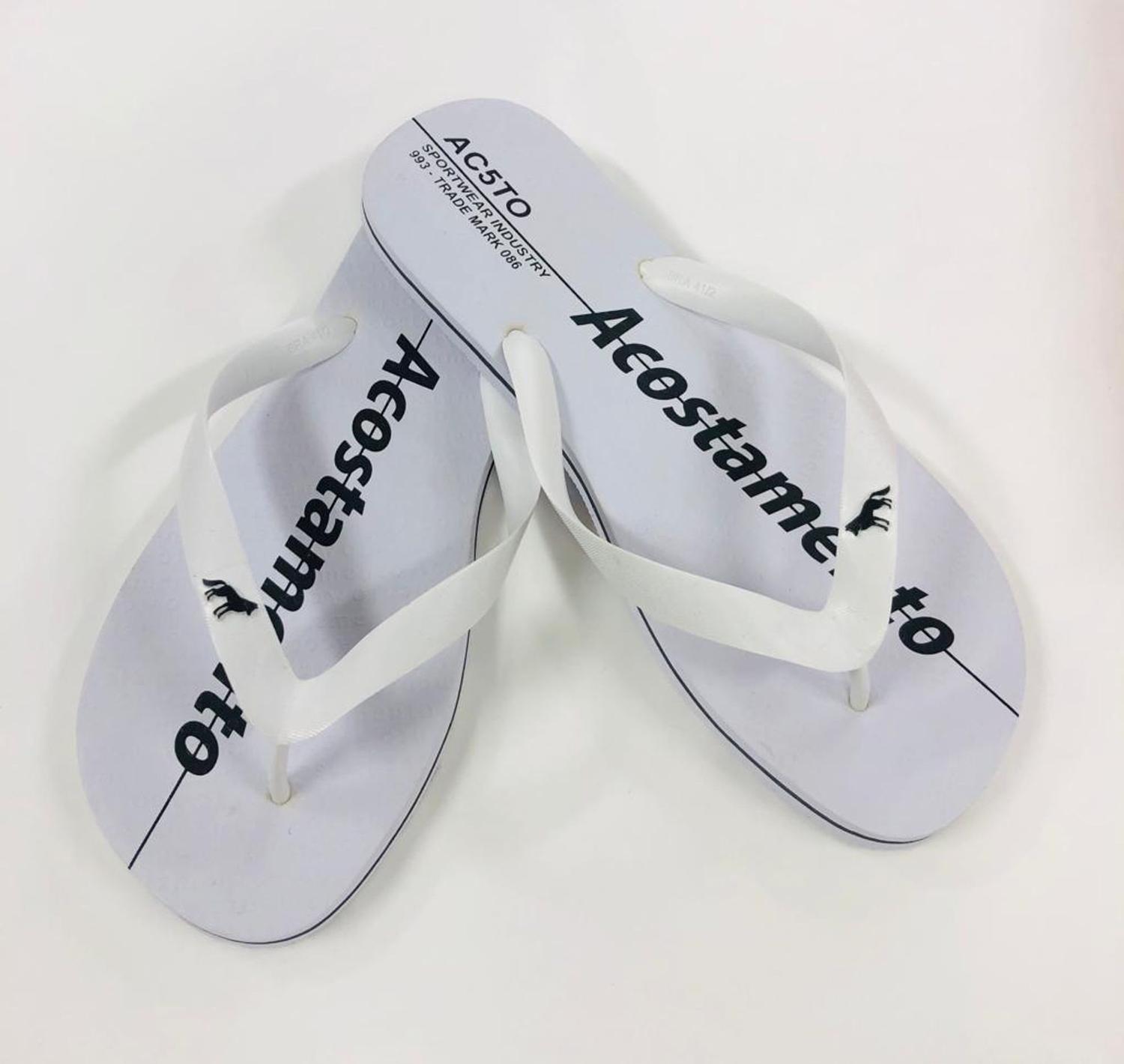 sandália da acostamento