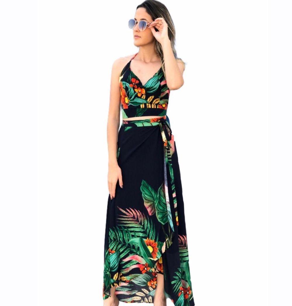 conjunto saia longa e top cropped floral
