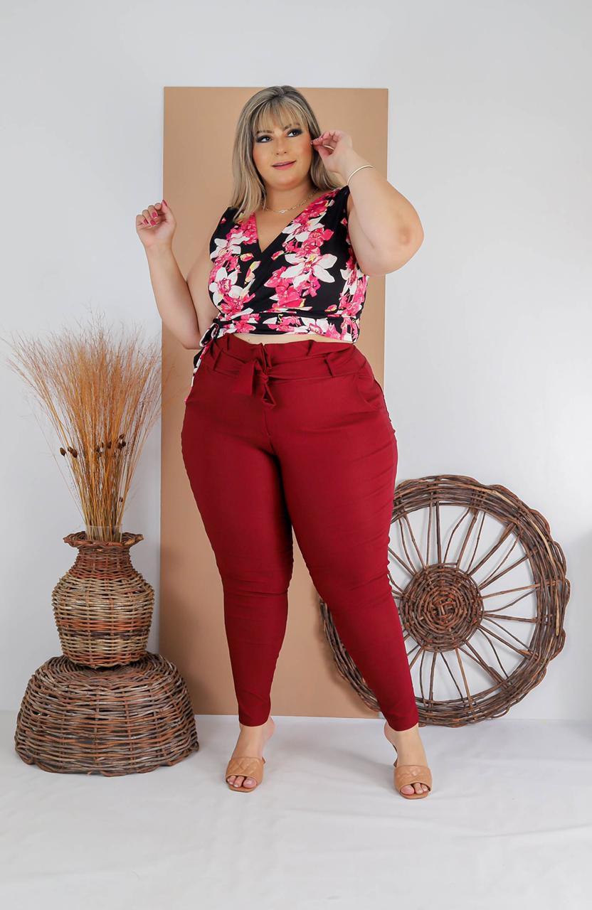 Conjunto Plus Size Feminina Calça e Blusa Moda Roupas GG - Bellucy Modas -  Conjunto de Roupa Plus Size Feminino - Magazine Luiza