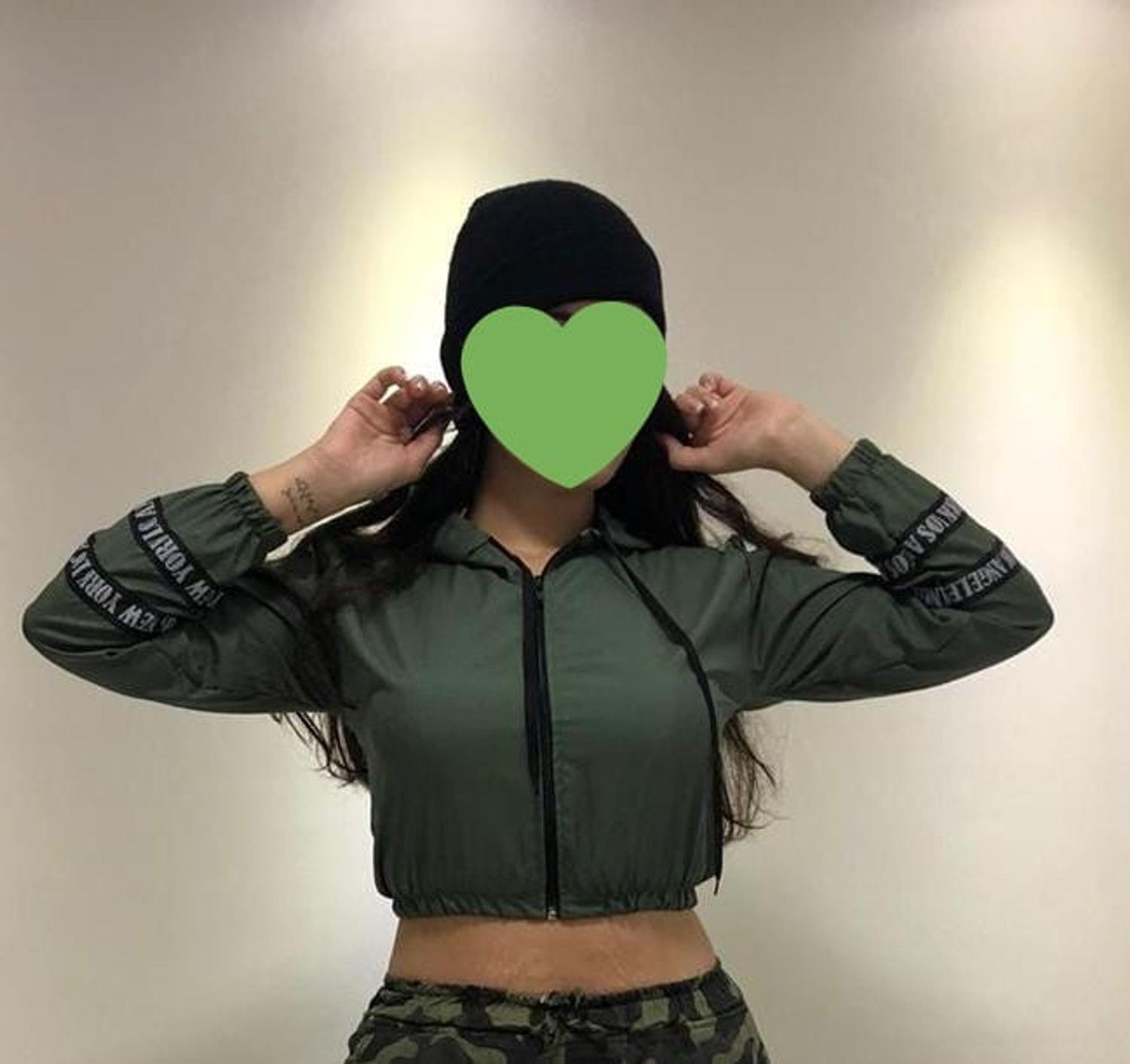 Blusa corta vento cropped Clearance