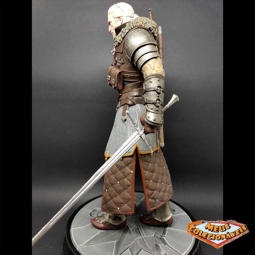 Dark Horse Statuetta The Witcher – Geralt Of Rivia In Armatura Grandmaster Ursine – 20 Cm – PVC Da Collezione - 2