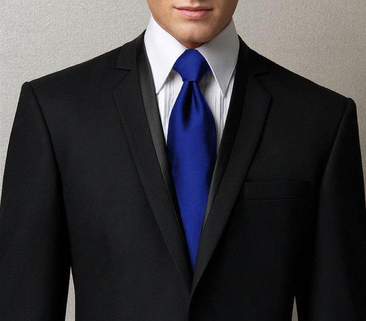 terno preto com gravata azul claro