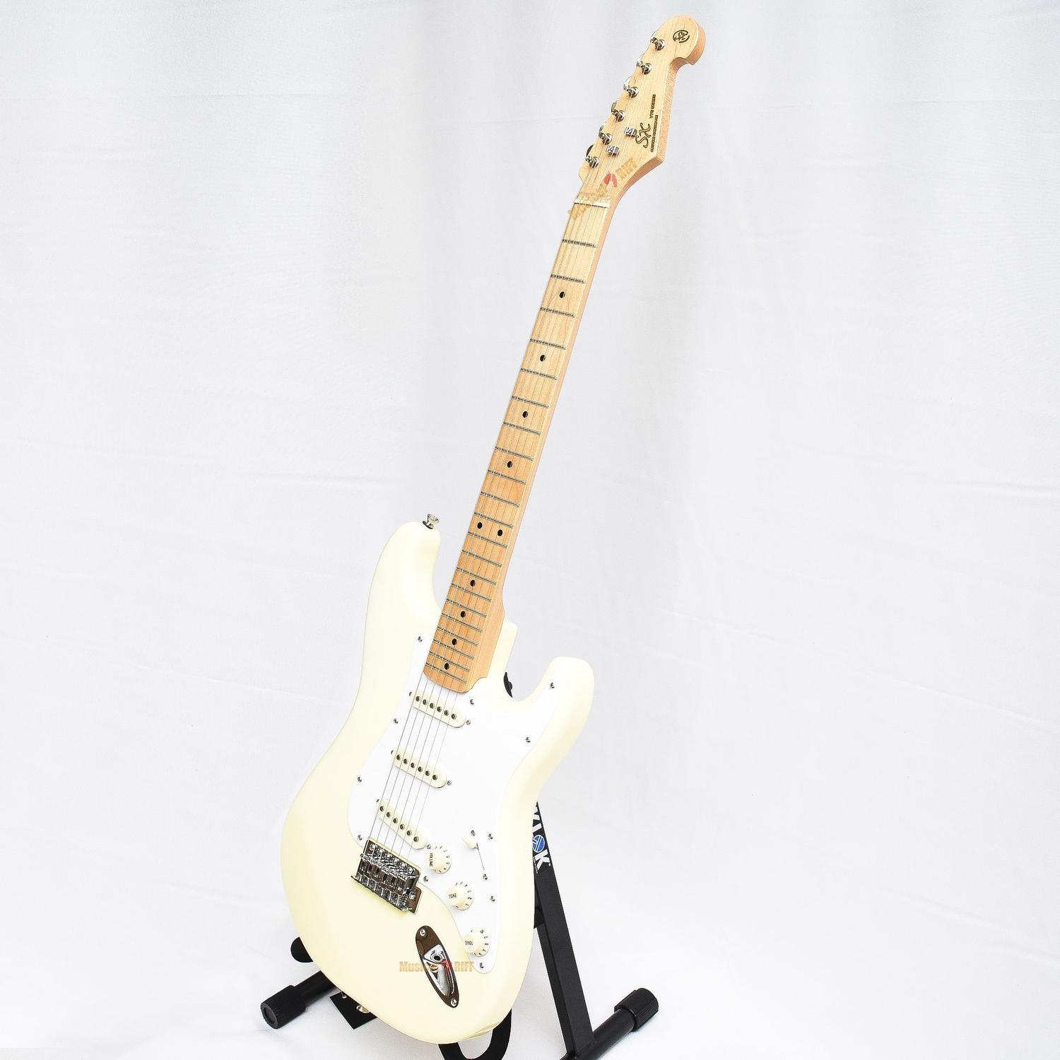 Guitarra stratocaster sx sst57 vintage creme - Instrumentos de Corda -  Magazine Luiza