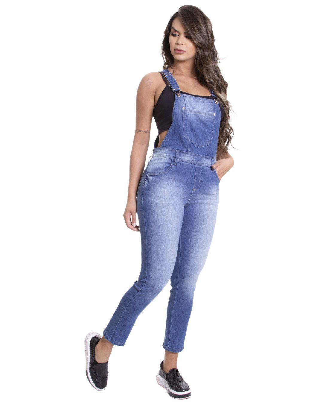 jardineira jeans clara