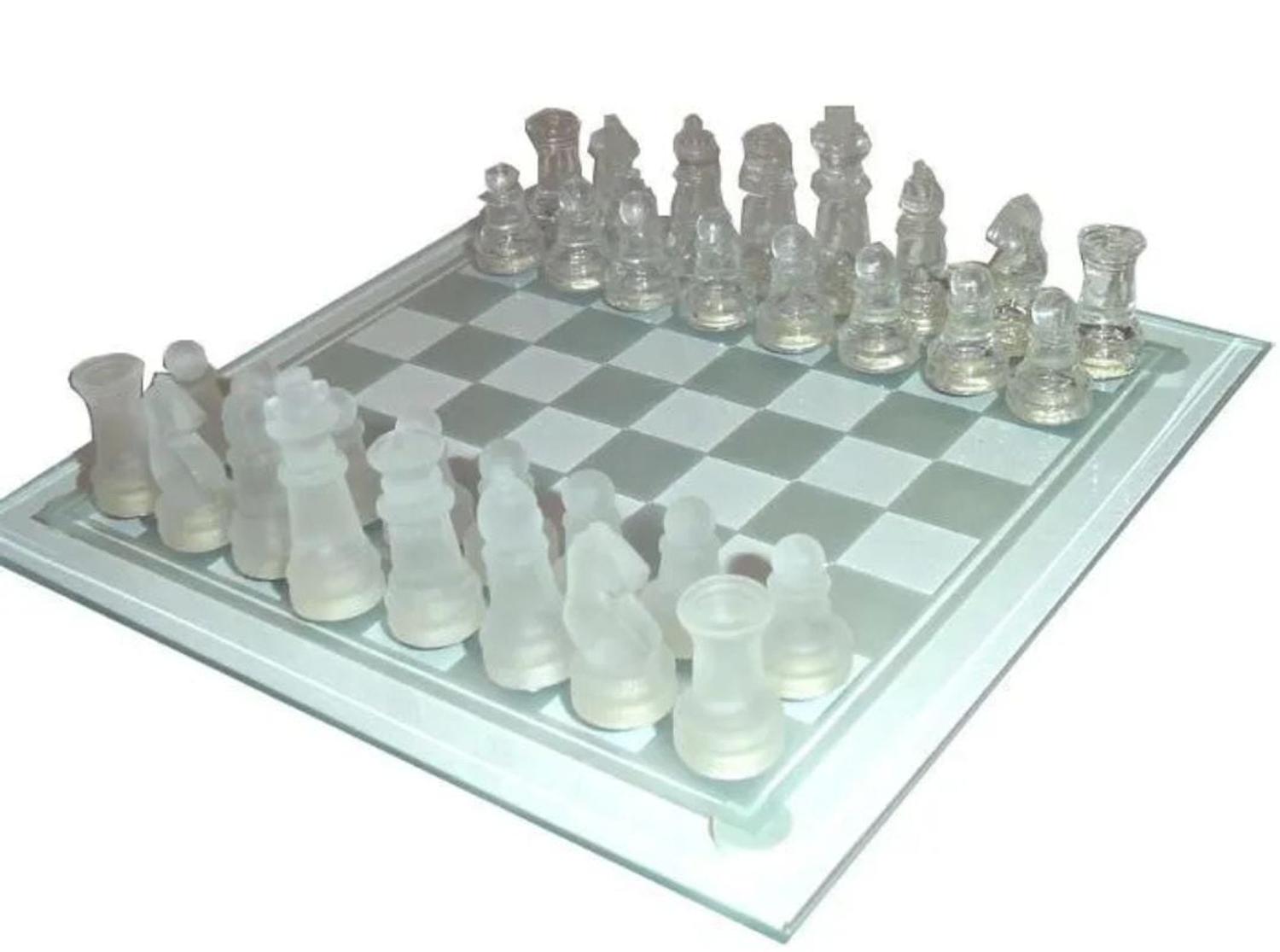 Jogo de Xadrez Luxo com Tabuleiro em Vidro 34 x 34 cm 32 Peças Preto e  Branco Dragões – Bilharmais®