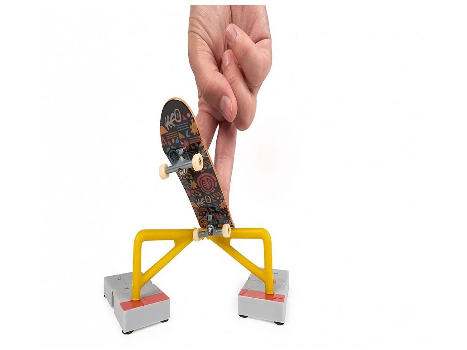 Kit Tech Deck Skate de Dedo com Obstáculo Sunny
