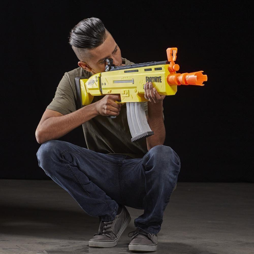 Lança Dardos Nerf Fortnite Ar-L Amarelo Hasbro - Lançadores Lança Dardos Nerf Fortnite Ar-L Amarelo Hasbro - Lançadores