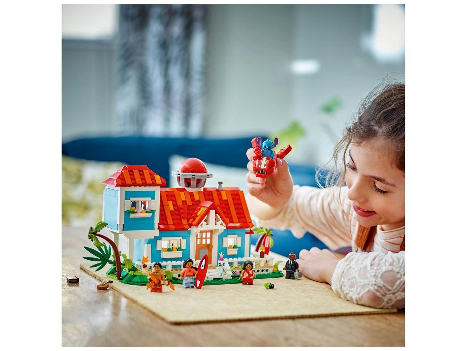 LEGO Disney Classic Casa de Praia de Lilo e Stitch