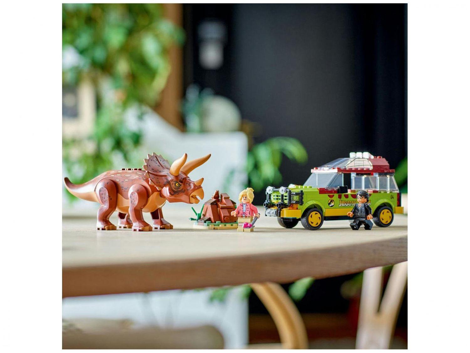 LEGO Jurassic World Pesquisa de Triceratops