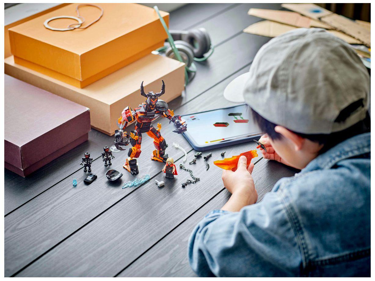 LEGO Marvel Figura para Construir Thor vs. Surtur