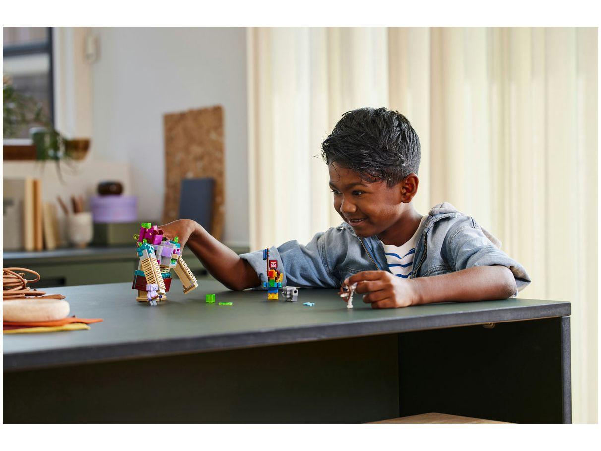 LEGO Minecraft Legends O Duelo com o Devorador