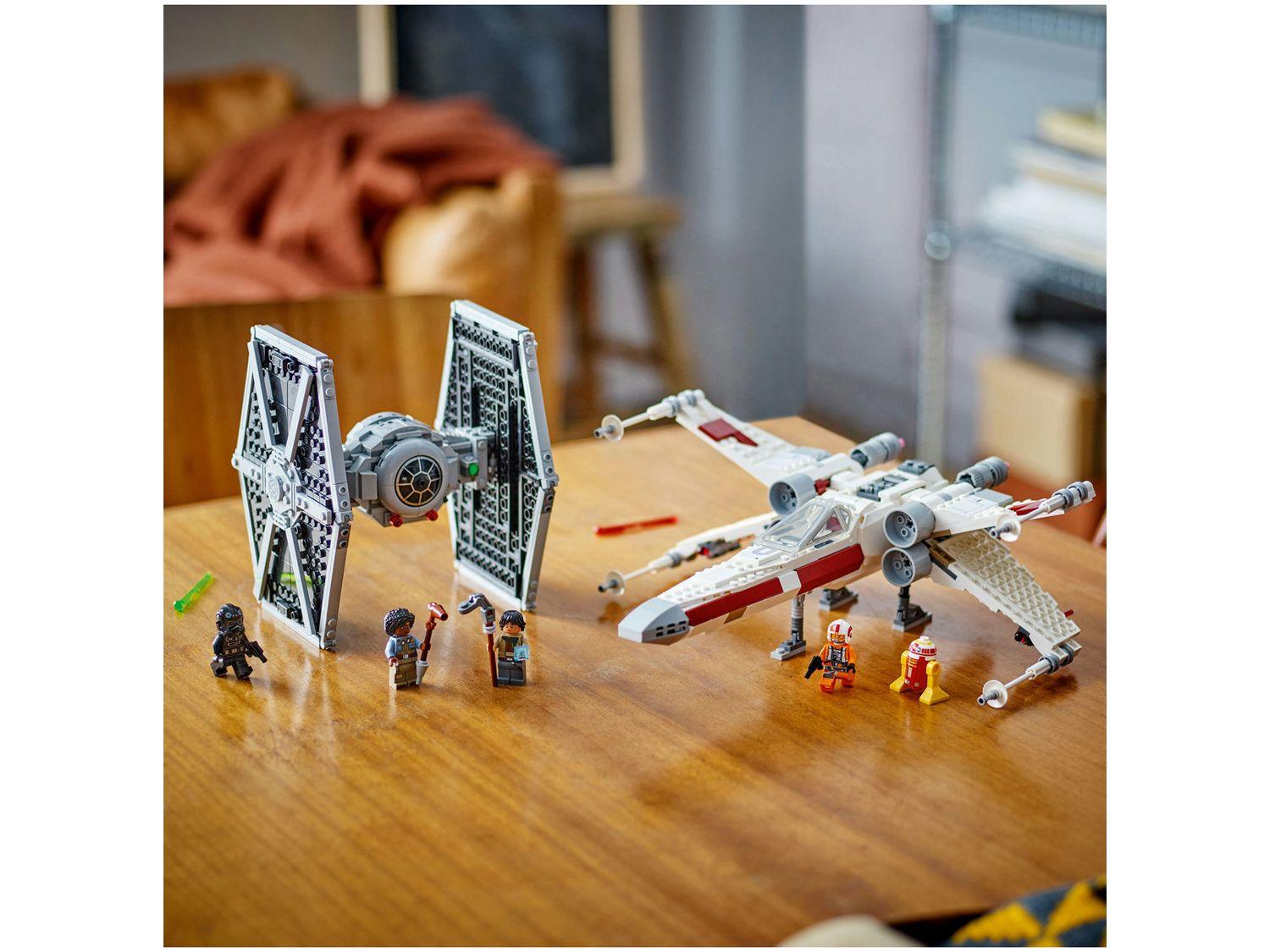 LEGO Mistura de TIE Fighter e X-Wing 75393
