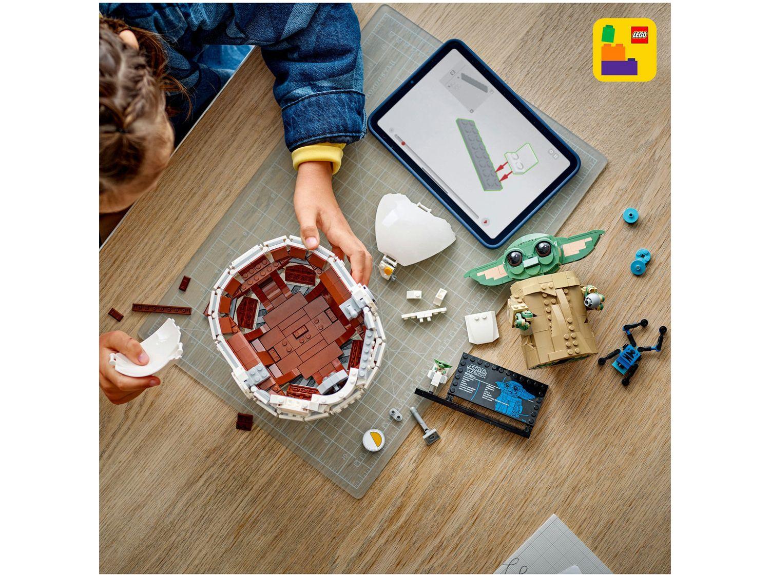 LEGO O Mandaloriano Grogu com Berço Voador