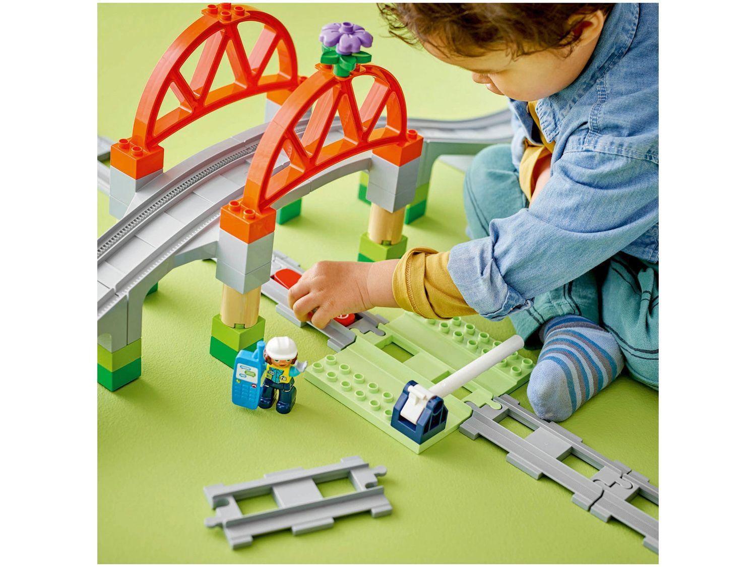 LEGO Pacote de Expansão de Ponte e Trilhos de Trem