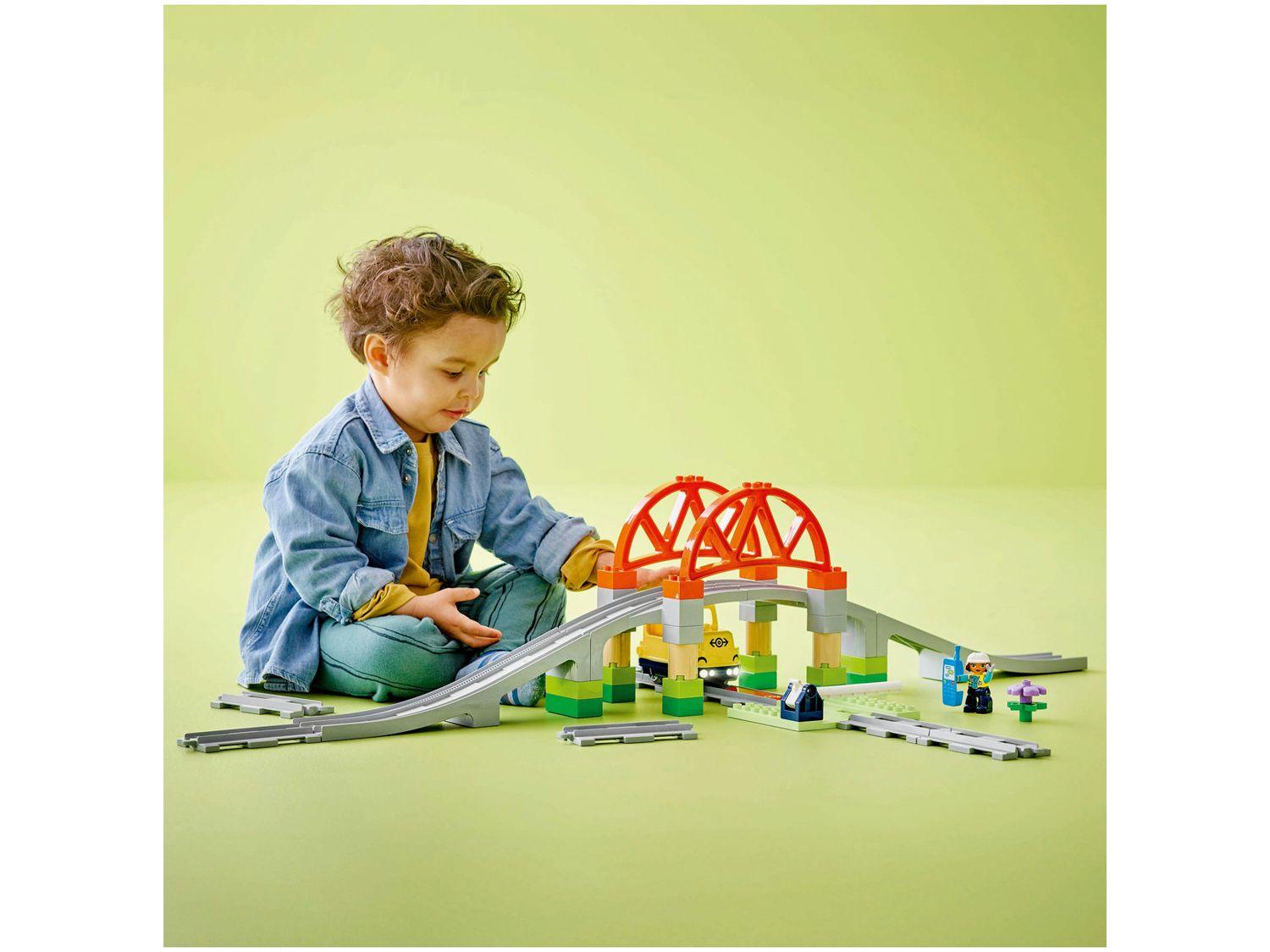 LEGO Pacote de Expansão de Ponte e Trilhos de Trem