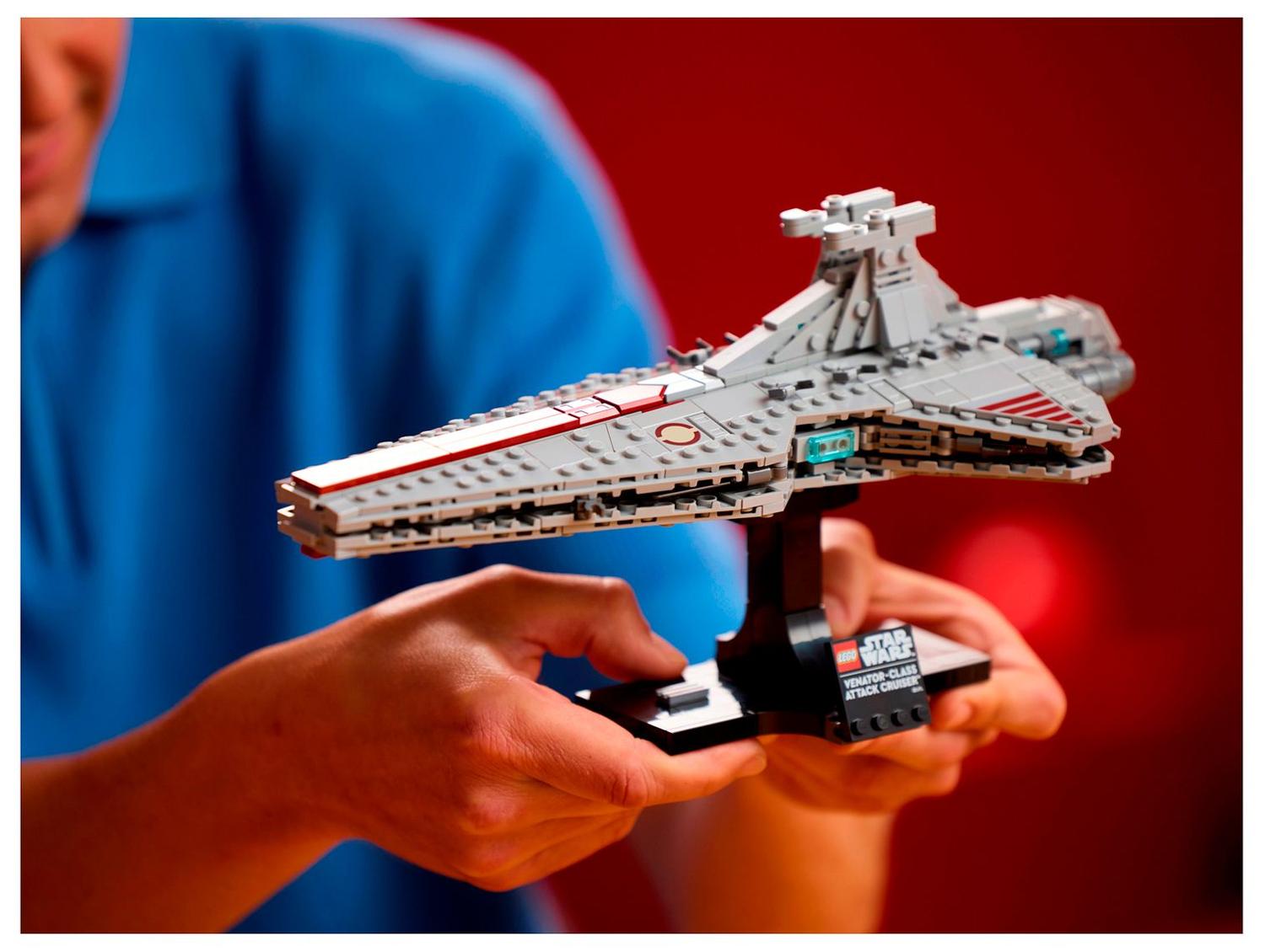 LEGO Star Wars Cruzador de Ataque Classe Venator | Shopping