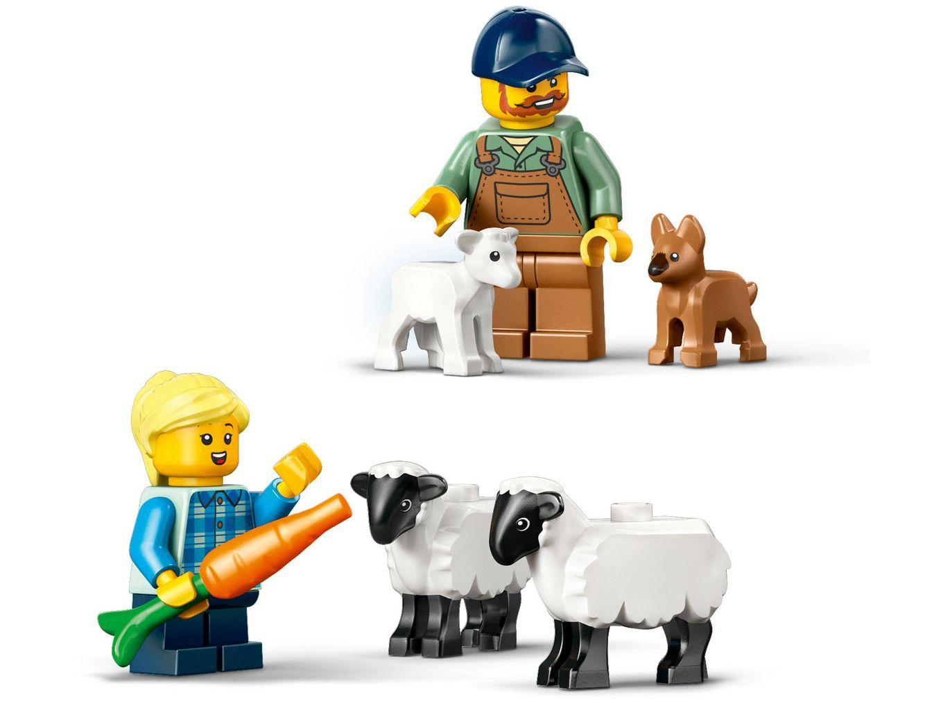 LEGO Trator de Fazenda Vermelho com Trailer e 
