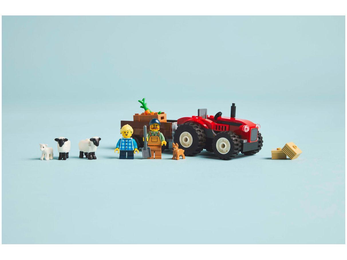 LEGO Trator de Fazenda Vermelho com Trailer e 