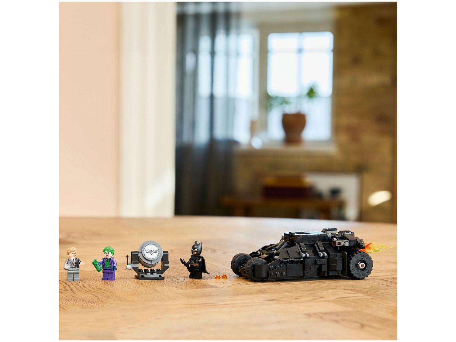 LEGO Tumbler do Batman vs. Duas Caras e o Coringa