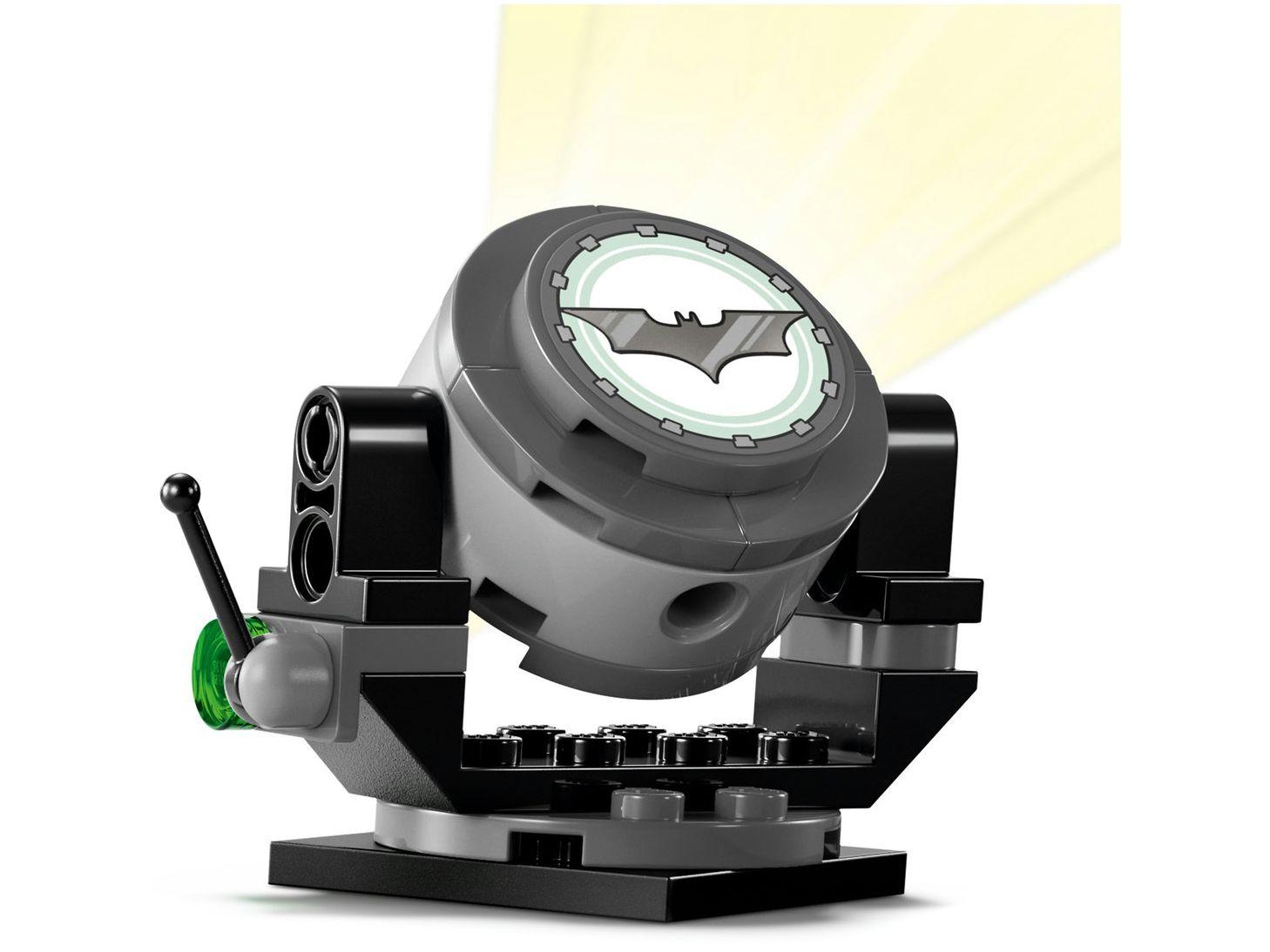 LEGO Tumbler do Batman vs. Duas Caras e o Coringa