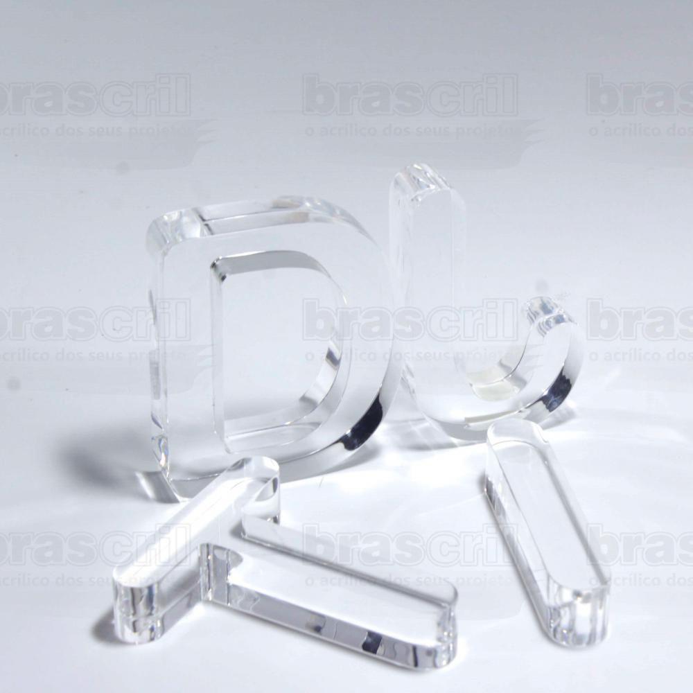 Letra Caixa ”M” 9cm de altura Cristal Arial Rounded Brascril Luminária de Letra / Número